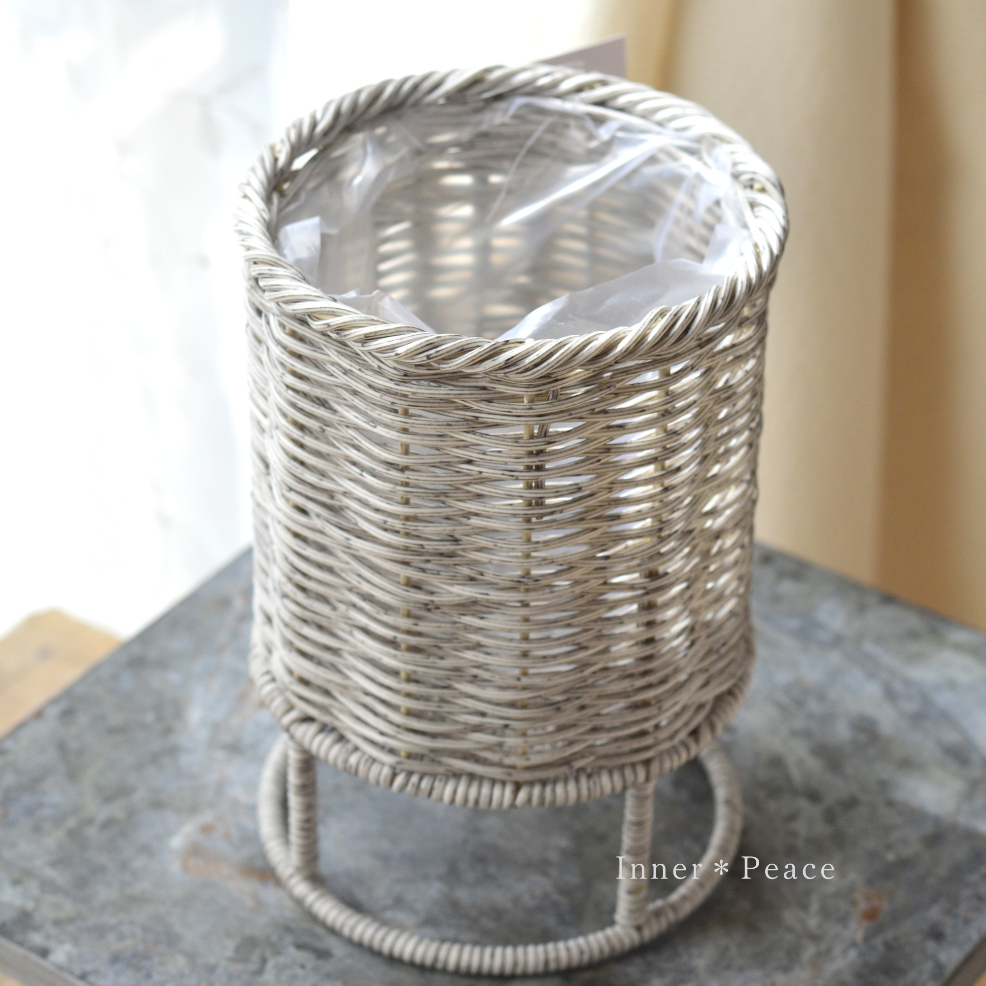 【友膳】 ガンセトスタンドポット 『S・ホワイト』 (KM801)