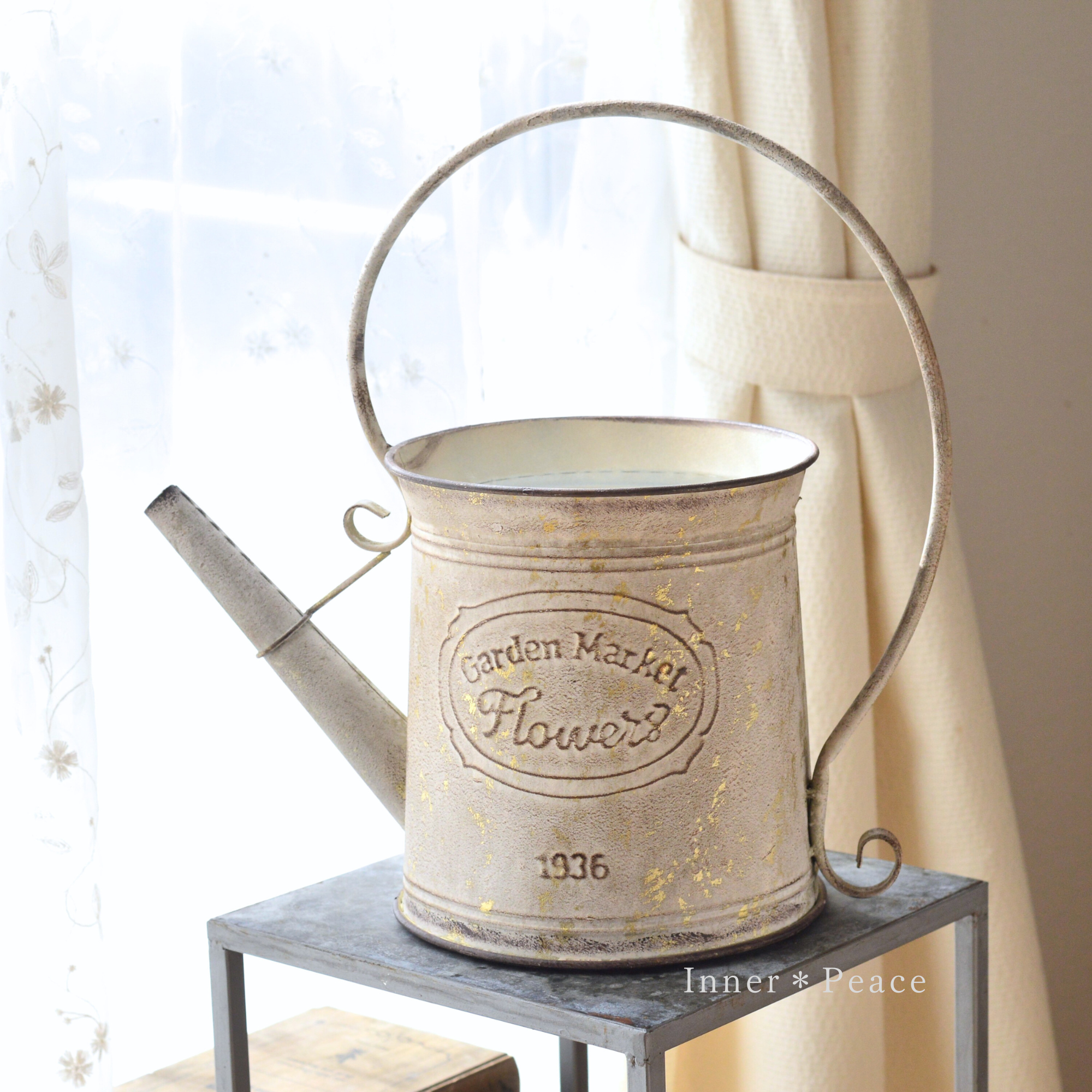 【友膳】 オルシャビージョーロ　『ホワイト』　　(UN2390)